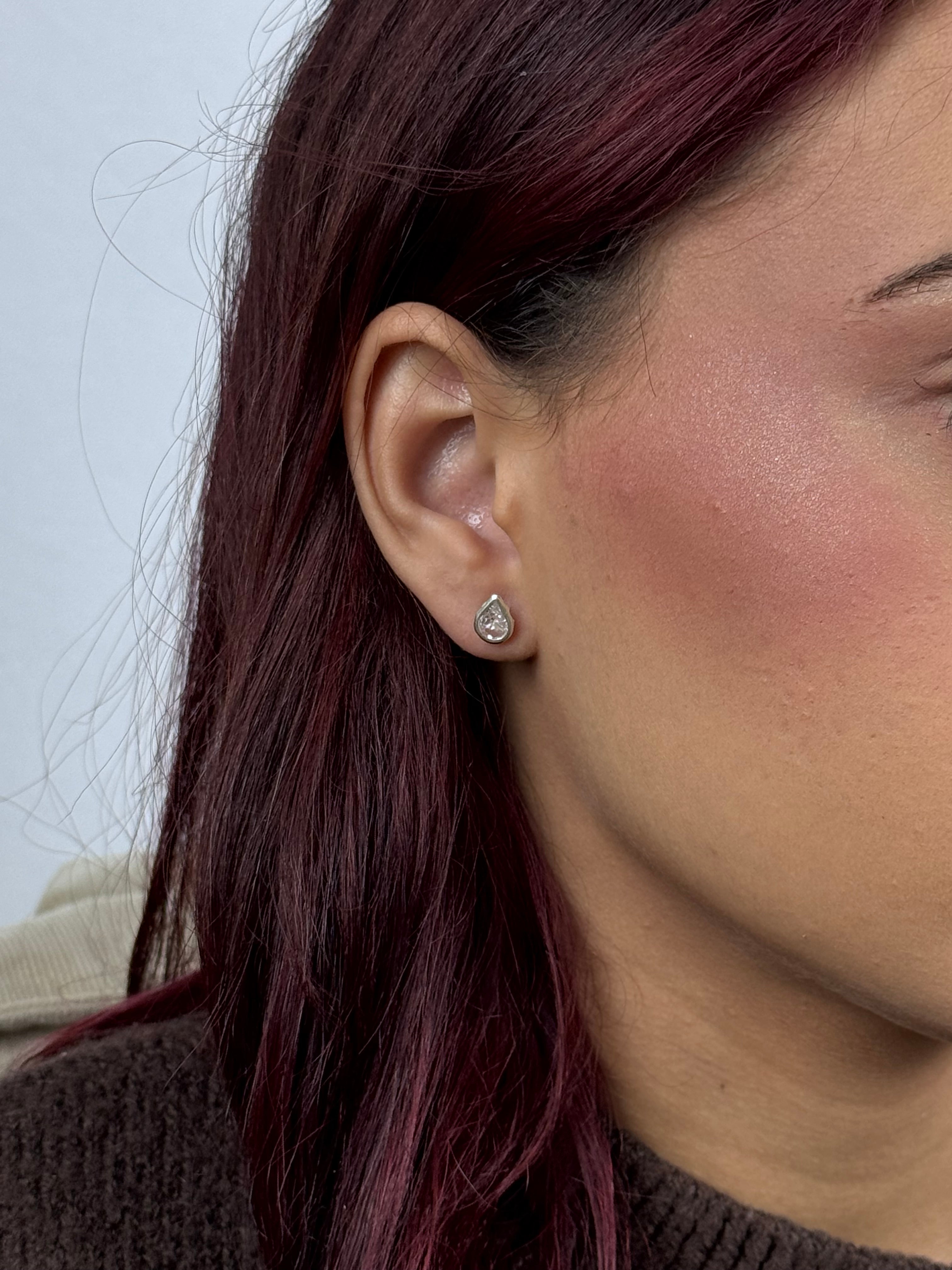 Brinco Gota cristal Prata 925