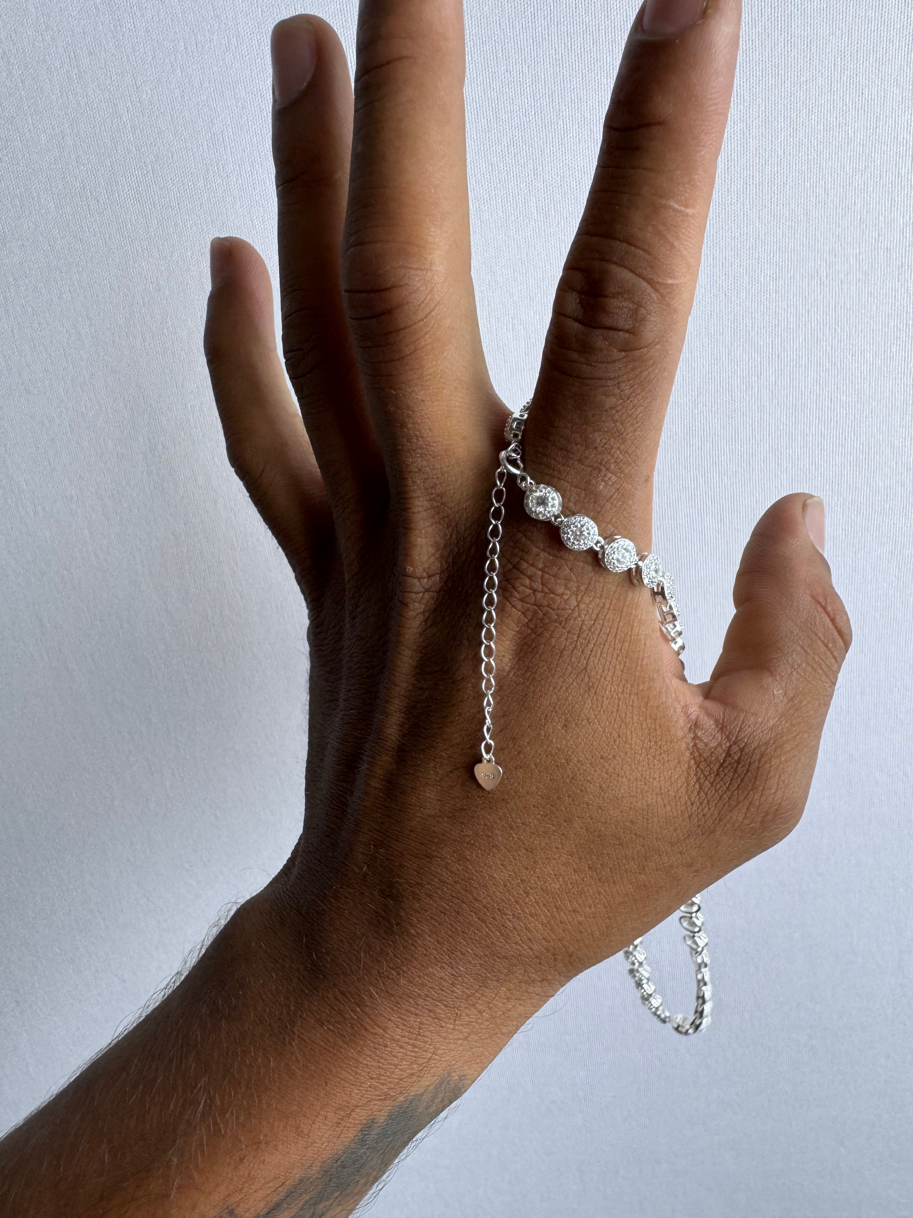 Pulseira Cravejada inspiração Luxo Prata 925