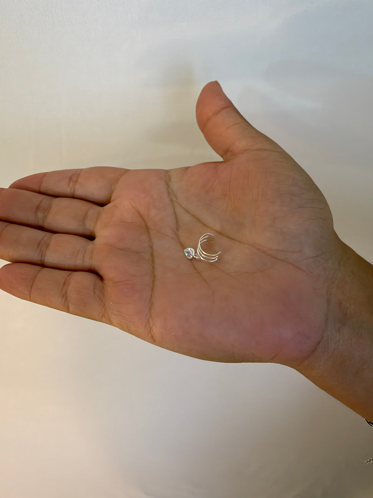 Ear Cruff Ponto Luz de pressão em Prata 925