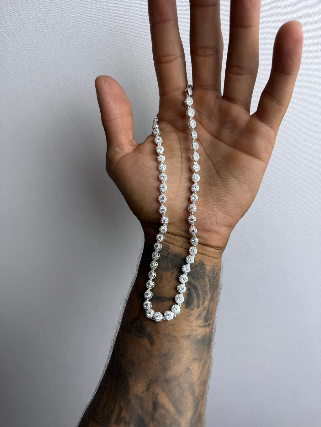 Colar Cravejado inspiração Luxo Prata 925