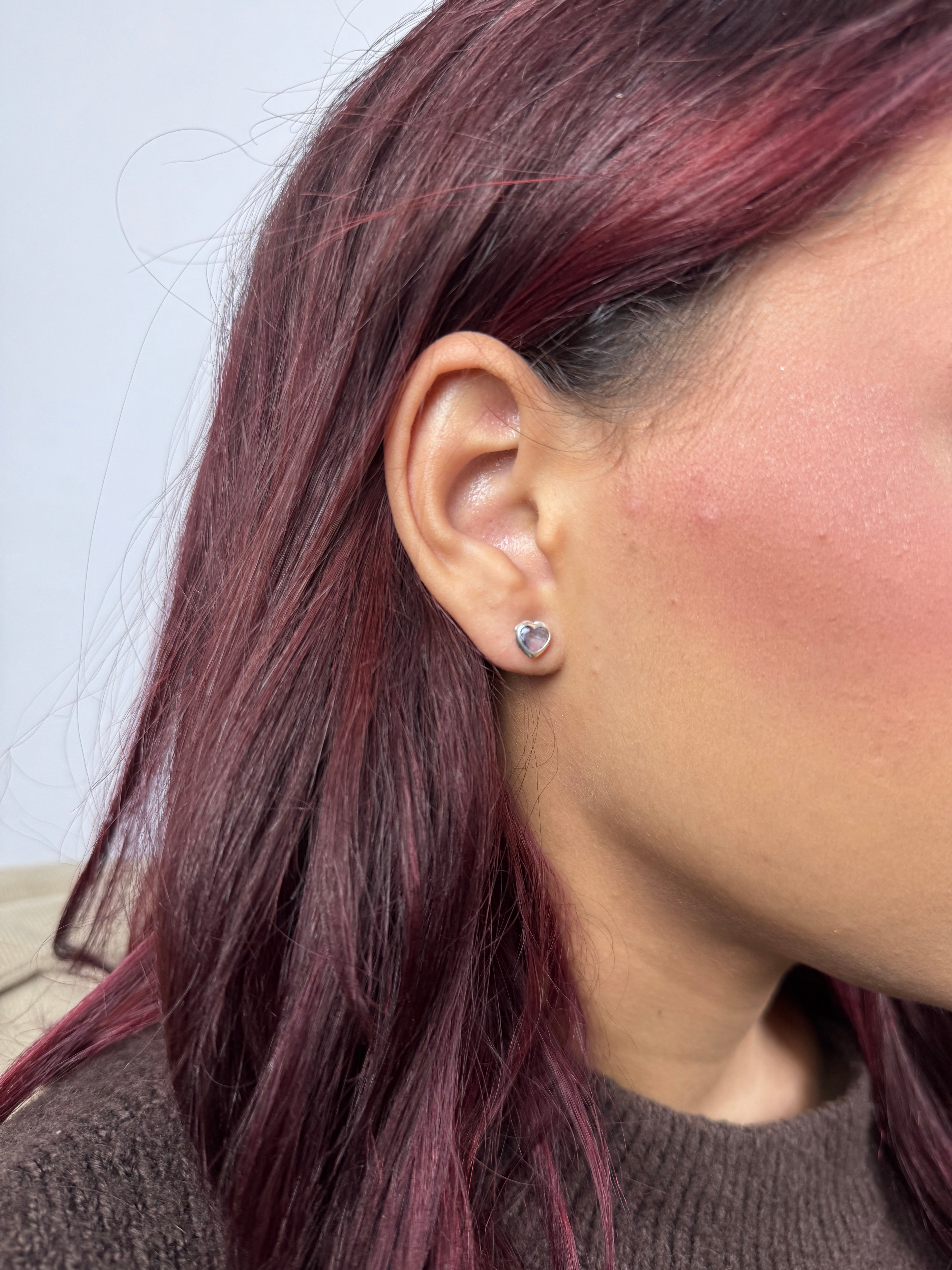 Brinco Coração Lilas Prata 925