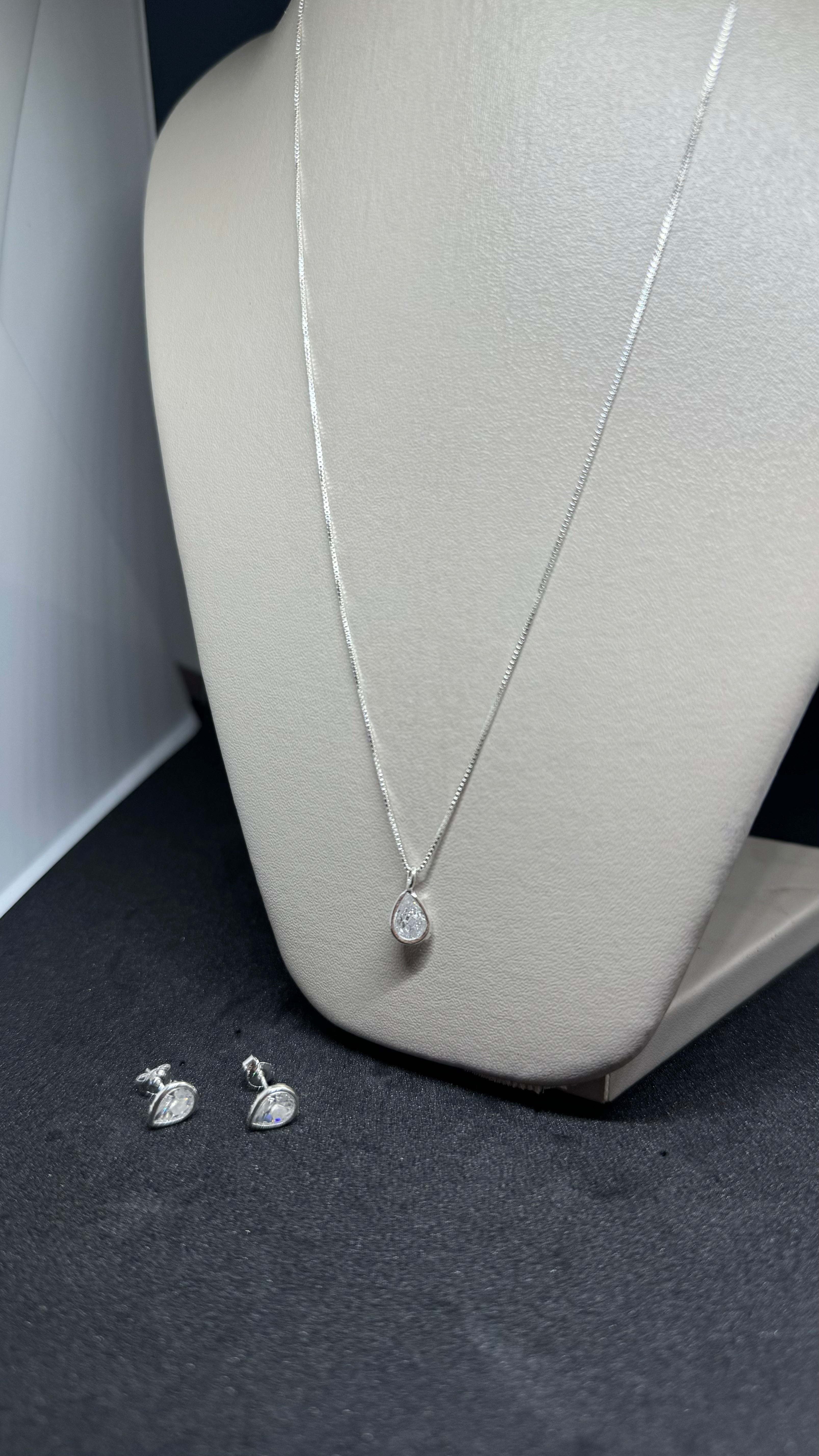 Conjunto Gota Cristal Prata 925