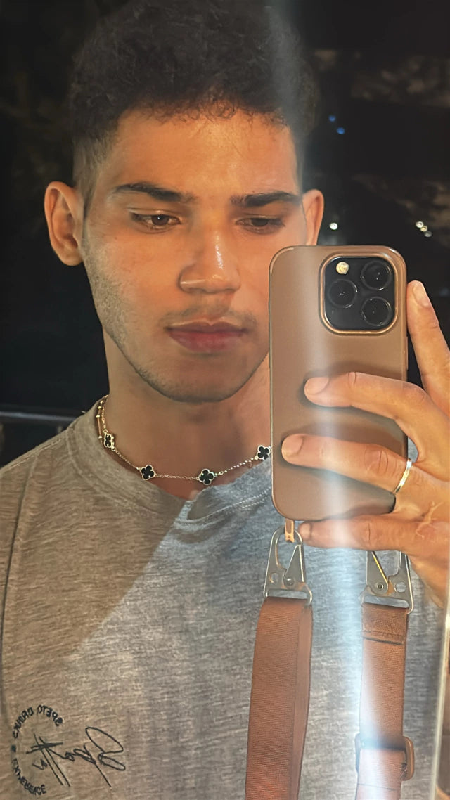 Colar Trevo Preto Prata 925